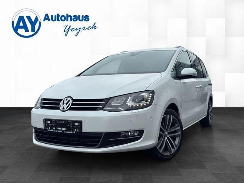Weiß Gebraucht 2014 VW Sharan Exclusive Van / Kleinbus | 19.850 € (Teuer) - Bild 1/4