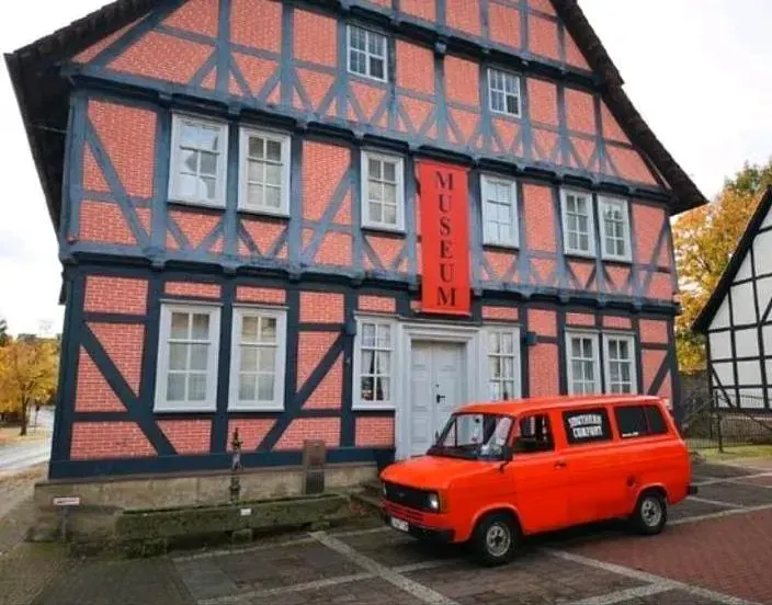 Gebraucht Ford Transit 69 PS (50 kW) 1979 Rot Van / Kleinbus