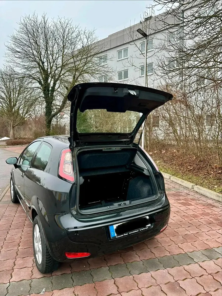 Gebraucht Fiat Punto Evo 77 PS (56 kW) 2010 Schwarz Kleinwagen