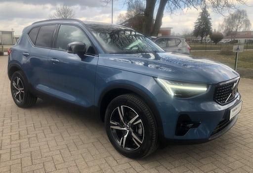 Gebraucht Volvo XC40 Plus 197 PS (144 kW) 2025 Blau SUV