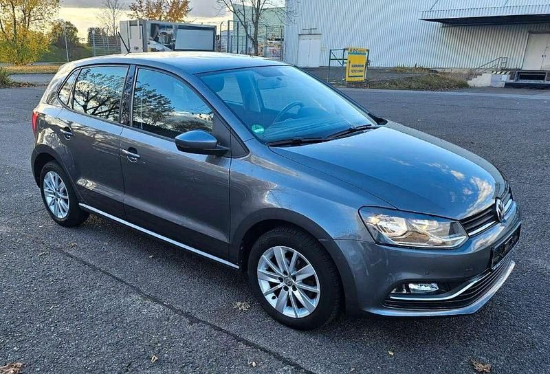 Gebraucht VW Polo Comfortline 75 PS (55 kW) 2014 Pepper grey Kleinwagen