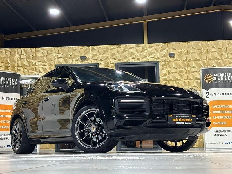 Schwarz Gebraucht 2021 Porsche Cayenne Chrono SUV | 54.999 € (Etwas zu teuer) - Bild 1/4