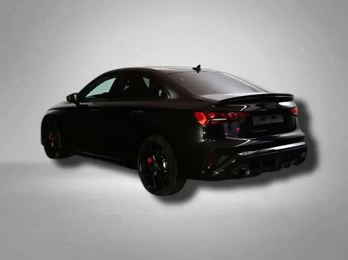 Second-hand Audi RS3 400 CP (294 kW) 2026 Negru Berlinǎ