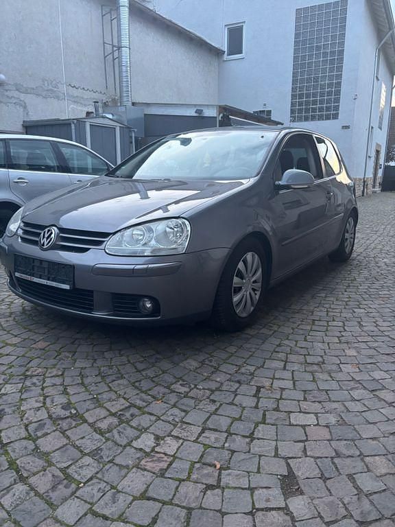 Grau Gebraucht 2006 VW Golf V Limousine | 1.900 € (Superpreis) - Bild 1/4