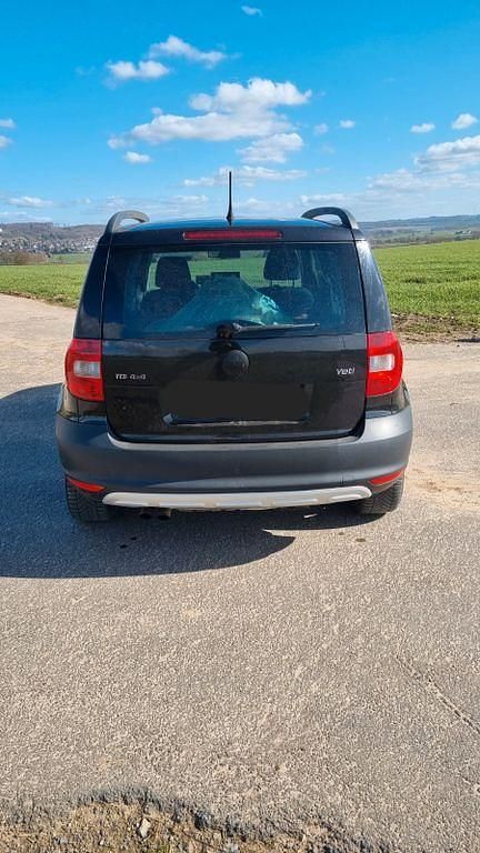 Gebraucht Skoda Yeti 140 PS (102 kW) 2013 Schwarz SUV