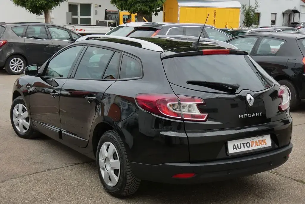 Gebraucht Renault Mégane Bose Edition 116 PS (85 kW) 2013 Schwarz Limousine
