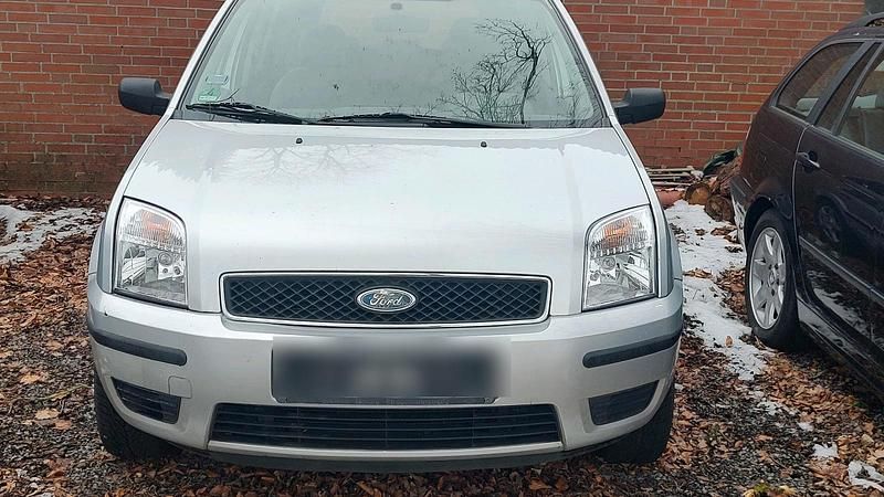 Gebraucht Ford Fusion 80 PS (58 kW) 2004 Silber Kleinwagen
