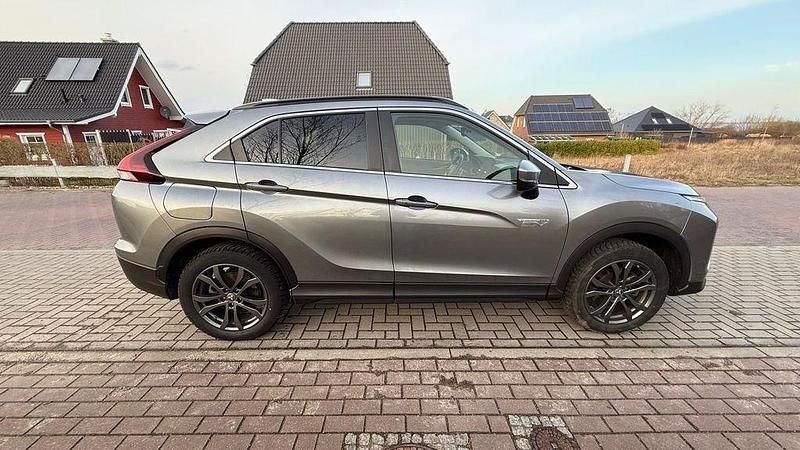 Gebraucht Mitsubishi Eclipse Cross Select 188 PS (138 kW) 2022 Grau SUV