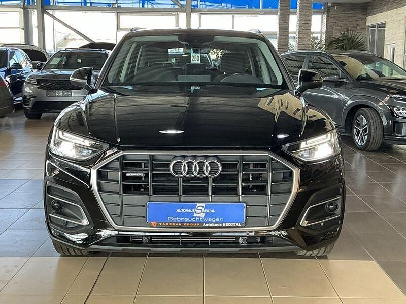 Second-hand Audi Q5 Comfort 143 CP (105 kW) 2021 Negru SUV
