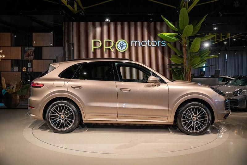Second-hand Porsche Cayenne 340 CP (250 kW) 2019 Auriu SUV