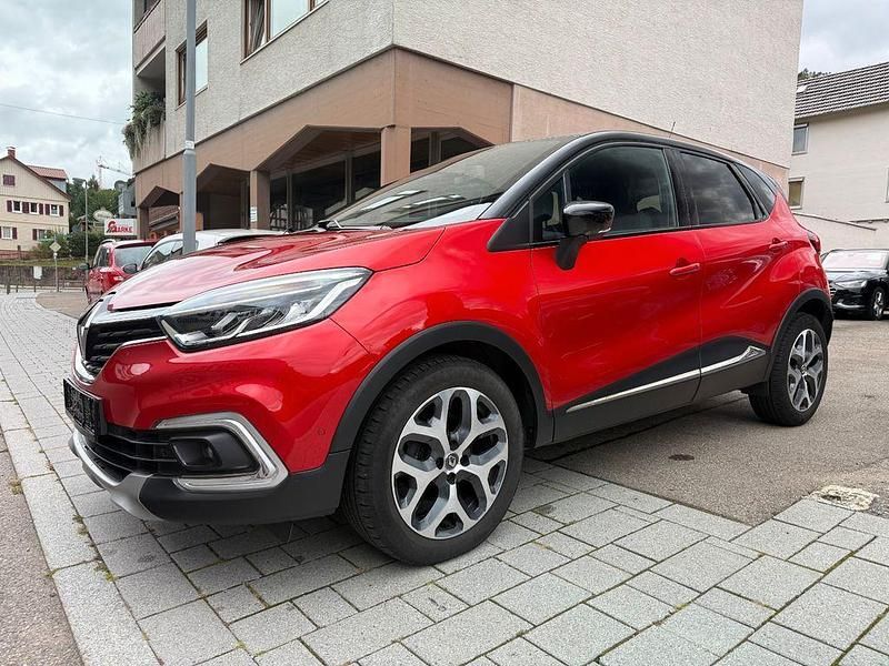 Rot Gebraucht 2018 Renault Captur Intens SUV | 13.599 € (Fairer Preis) - Bild 1/4