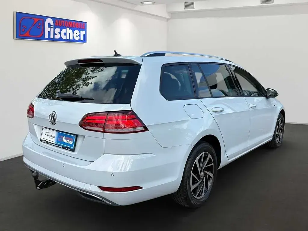 Second-hand VW Golf VII Join 116 CP (85 kW) 2018 Argintiu Break