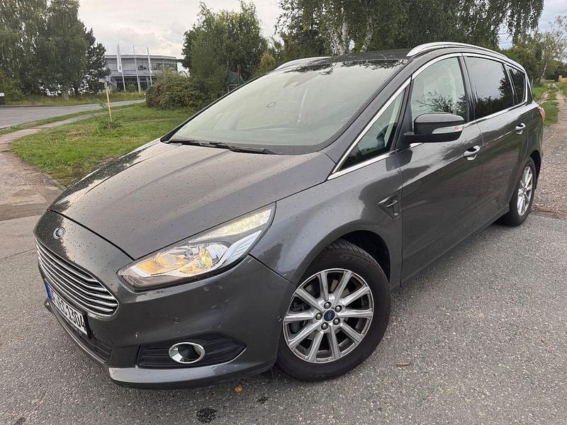 Gebraucht Ford S-MAX S 179 PS (131 kW) 2016 Grau Van / Kleinbus