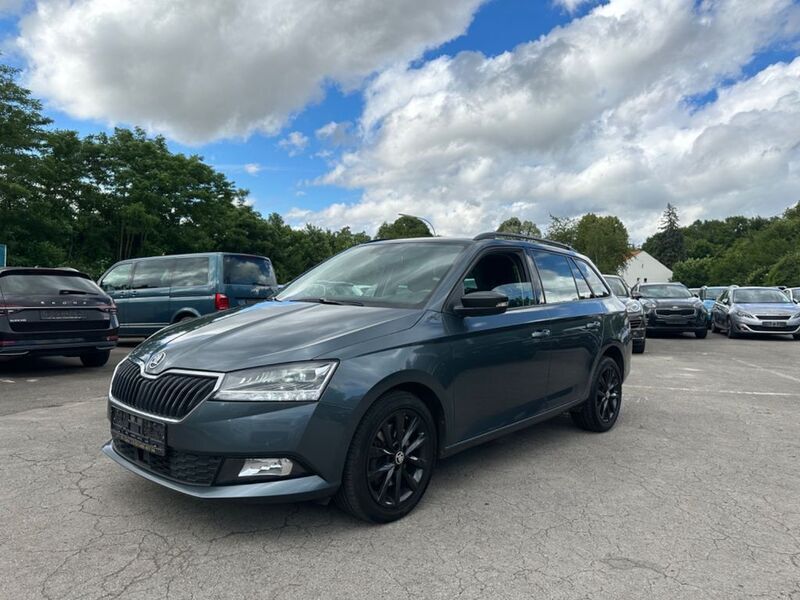 Grau Gebraucht 2018 Skoda Fabia Style Kombi | 7.400 € (Fairer Preis) - Bild 1/4