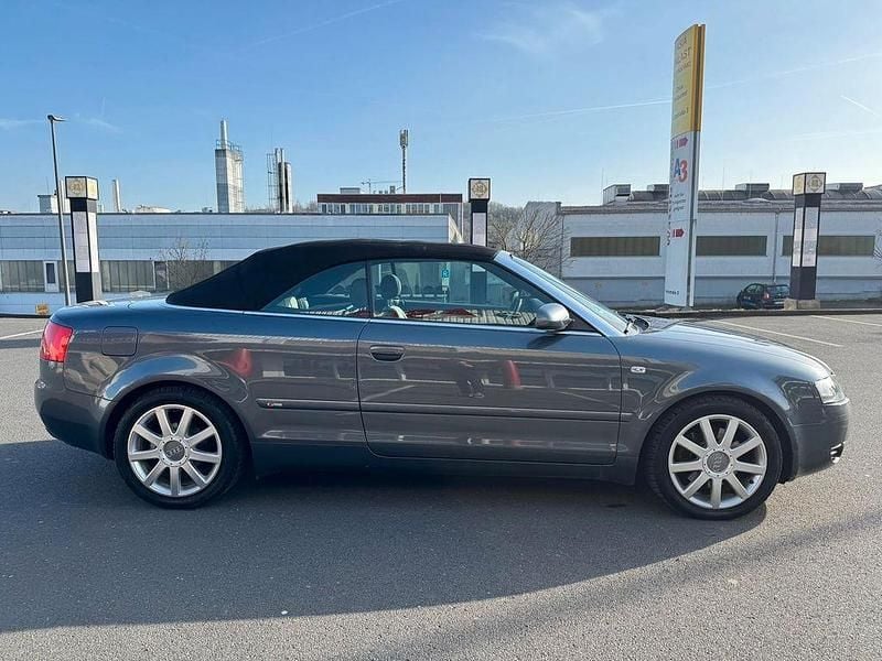 Gebraucht Audi A4 Cabriolet S-Line 163 PS (119 kW) 2005 Grau Cabrio