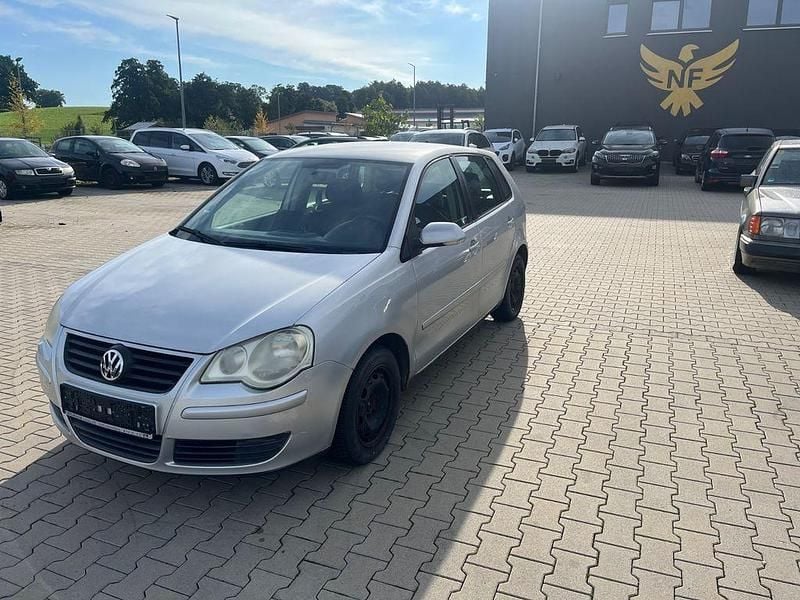 Silber Gebraucht 2007 VW Polo Comfortline Limousine | 1.490 € (Superpreis) - Bild 1/4