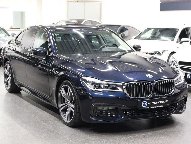 Gebraucht BMW 730 M Sport 265 PS (194 kW) 2019 Schwarz Limousine