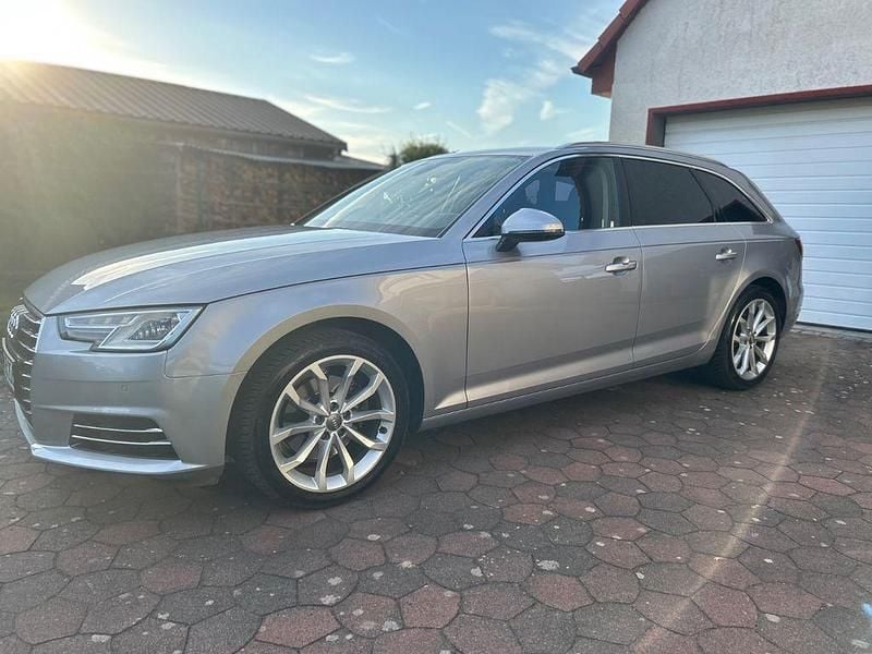 Gebraucht Audi A4 Design 150 PS (110 kW) 2018 Silber Kombi