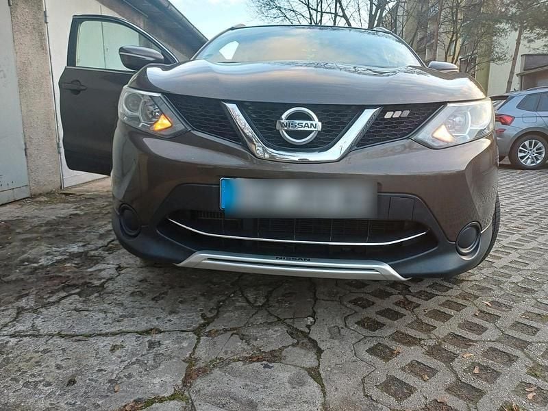 Braun Gebraucht 2014 Nissan Qashqai SUV | 8.000 € (Guter Preis) - Bild 1/4