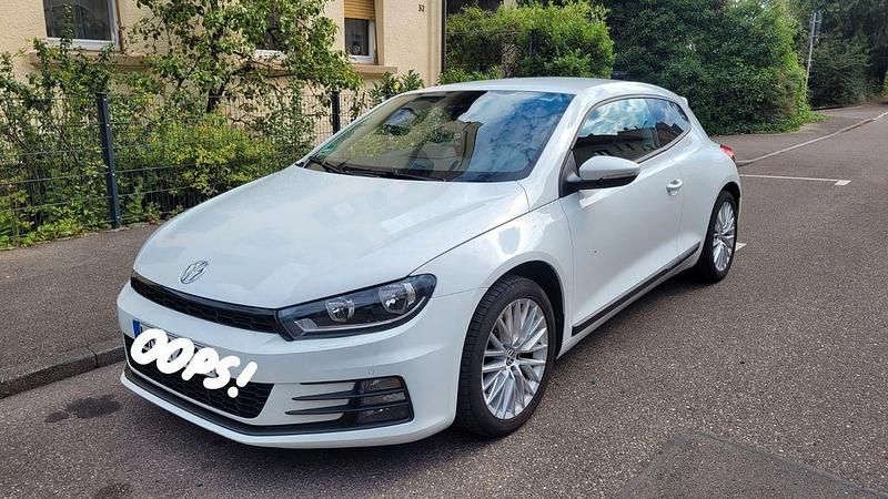 Weiß Gebraucht 2014 VW Scirocco Coupé | 9.900 € (Guter Preis) - Bild 1/4