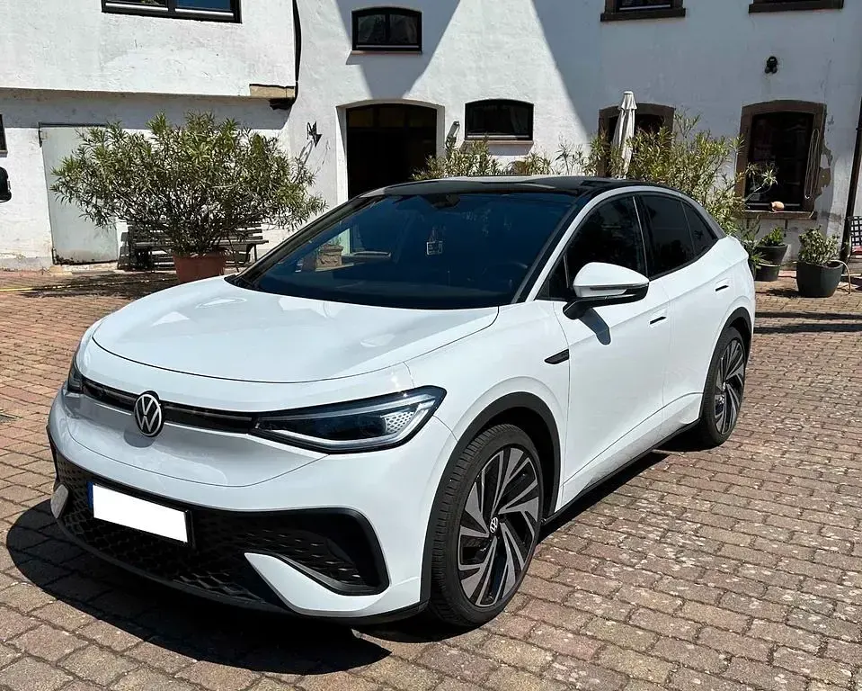 Second-hand VW ID.5 Pro Performance 150 kW (204 CP) 2022 Alb SUV