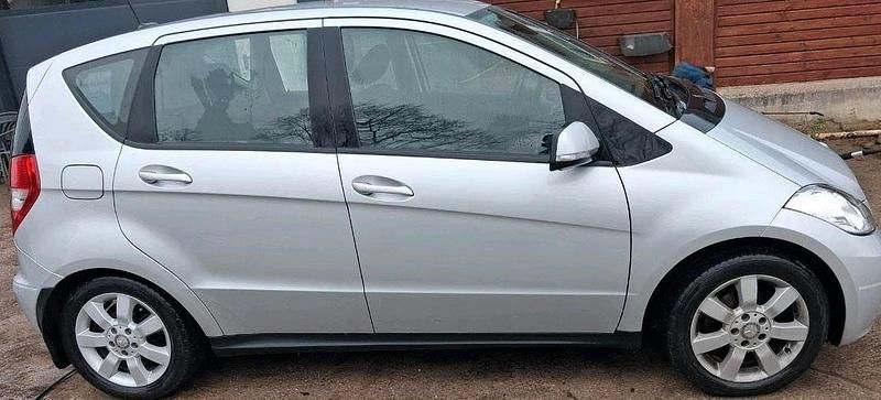 Gebraucht Mercedes A150 95 PS (69 kW) 2008 Silber Kleinwagen
