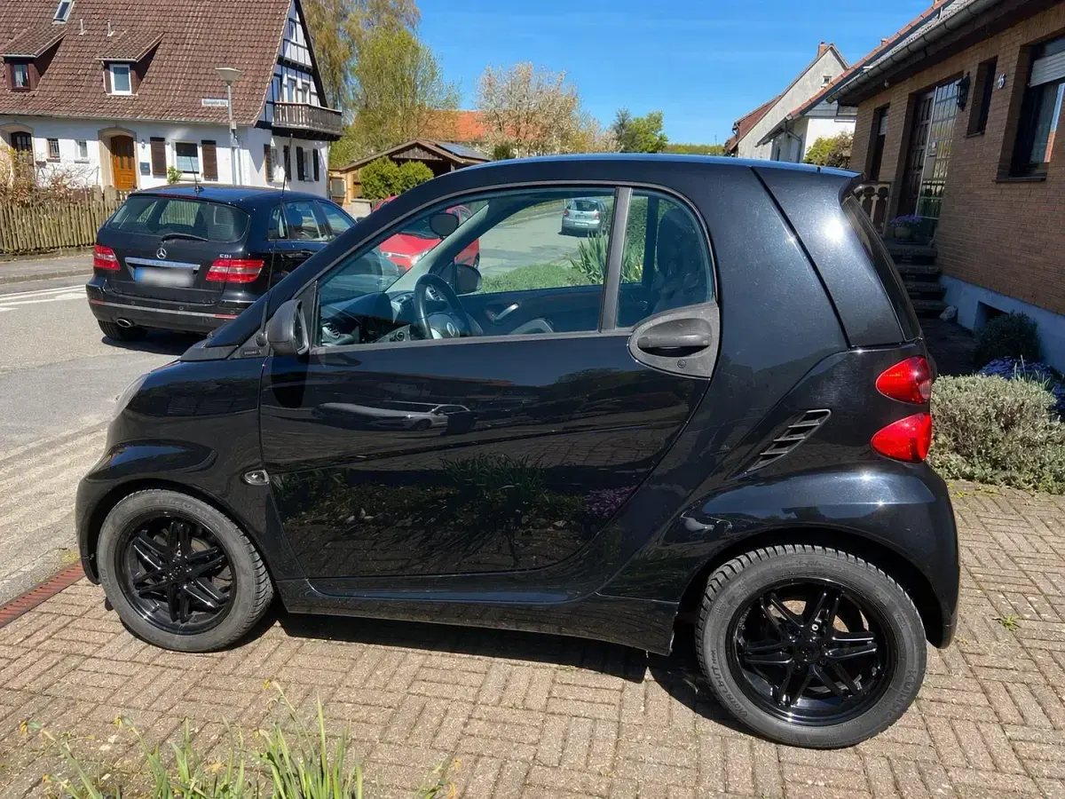Używany Smart ForTwo Coupé 71 KM (52 kW) 2011 Czarny Coupe