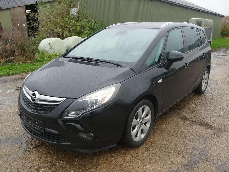 Schwarz Gebraucht 2015 Opel Zafira Tourer Van / Kleinbus | 4.990 € (Guter Preis) - Bild 1/4