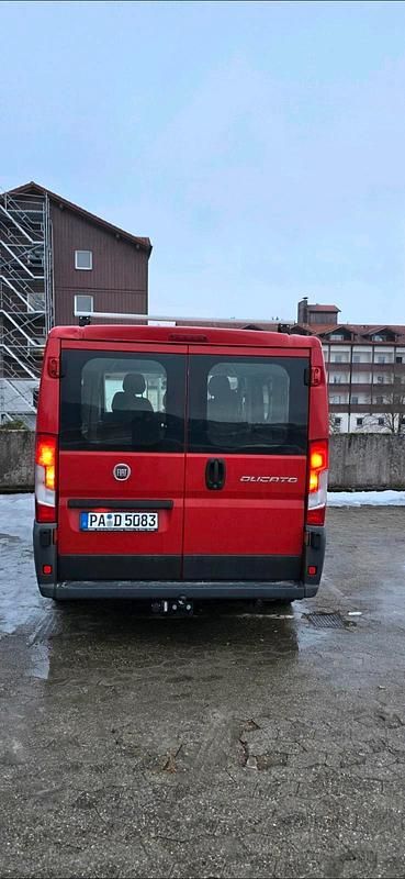Gebraucht Fiat Ducato 131 PS (96 kW) 2015 Rot Van
