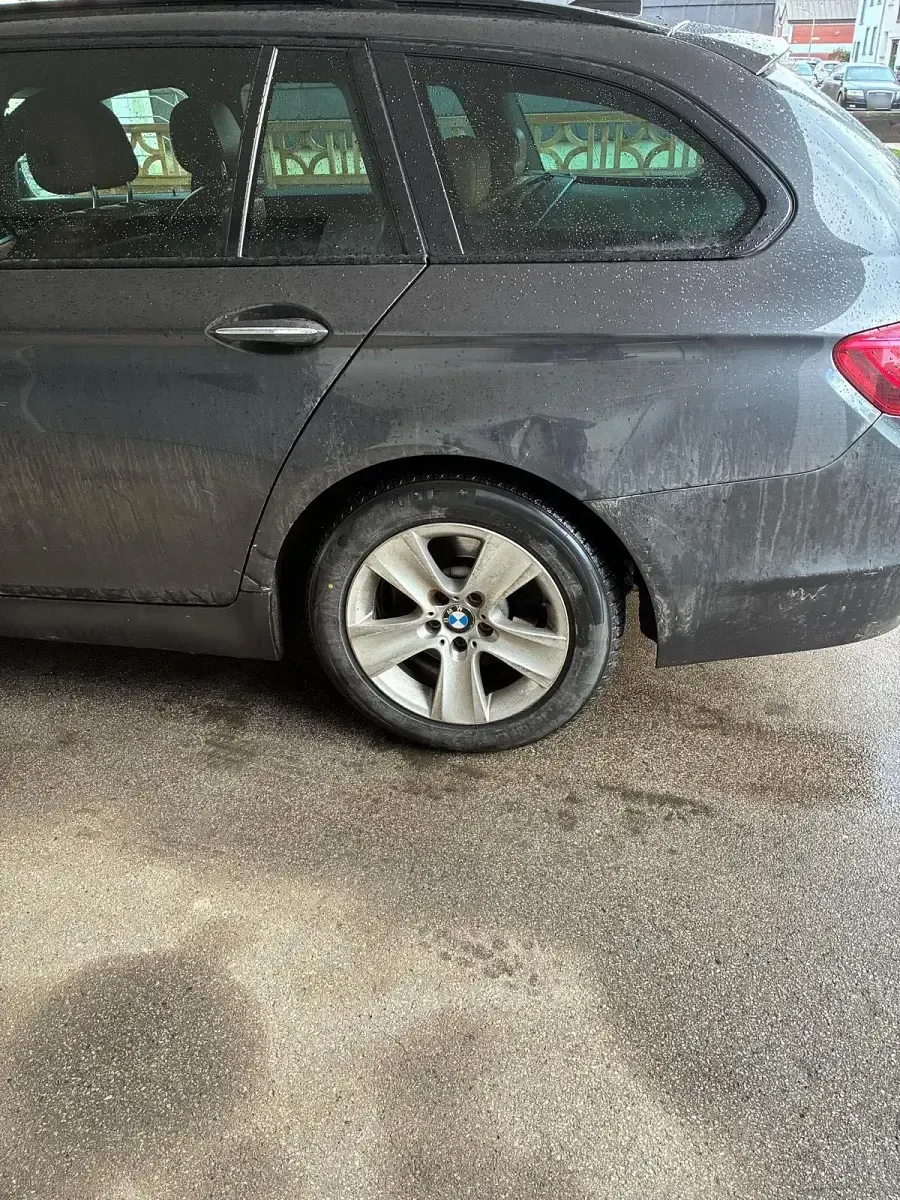 Gebraucht BMW 520 190 PS (139 kW) 2016 Schwarz Kombi