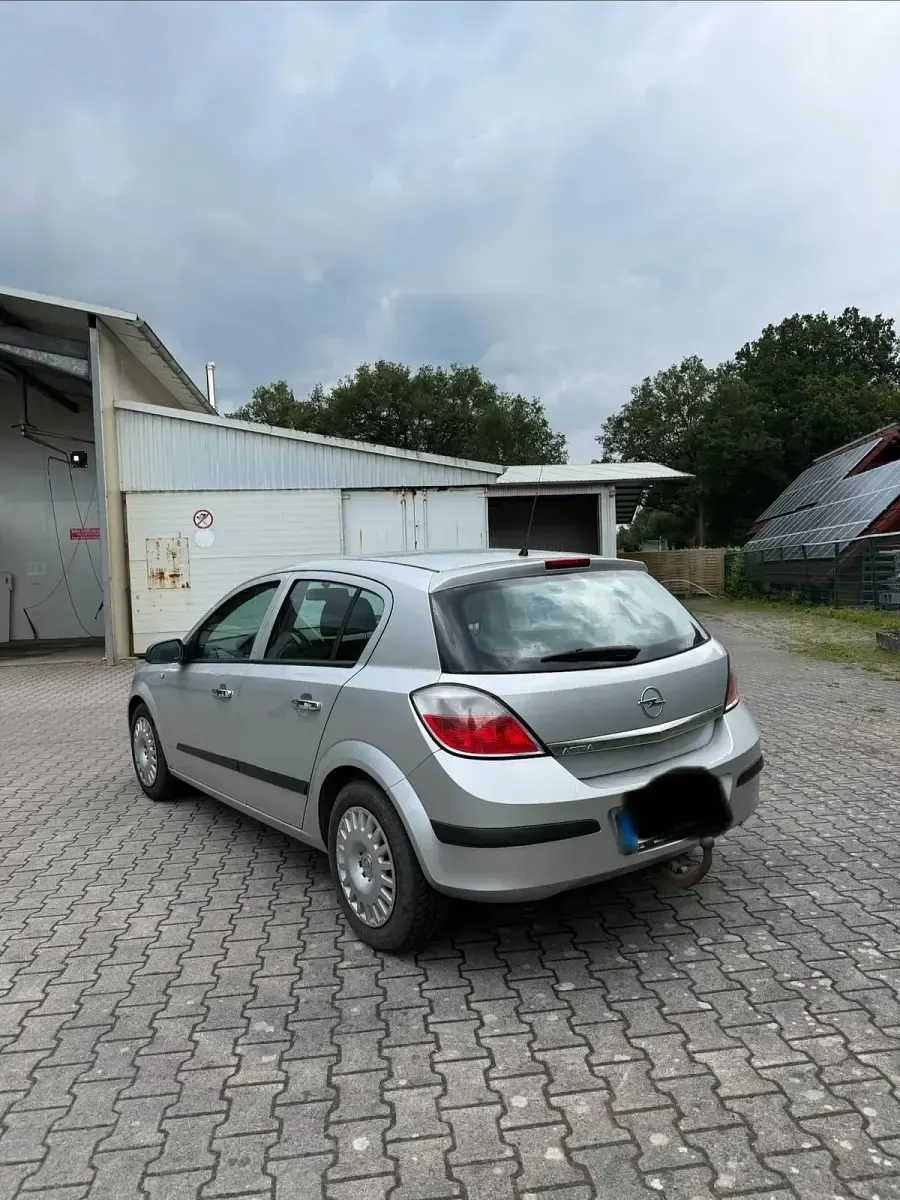 Gebraucht Opel Astra 90 PS (66 kW) 2004 Grau Kleinwagen