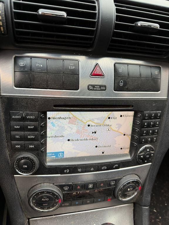 Gebraucht Mercedes C320 224 PS (164 kW) 2005 Blau Kombi