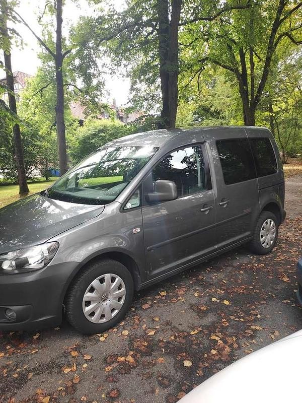 Grau Gebraucht 2011 VW Caddy Van / Kleinbus | 2.500 € (Guter Preis) - Bild 1/4