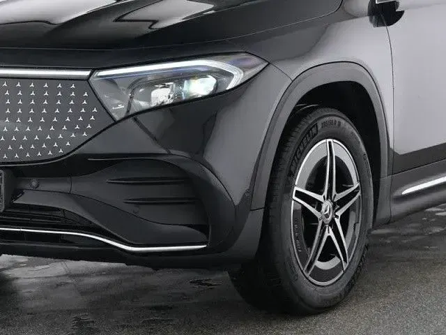 Gebraucht Mercedes EQB250 139 kW (190 PS) 2025 SUV