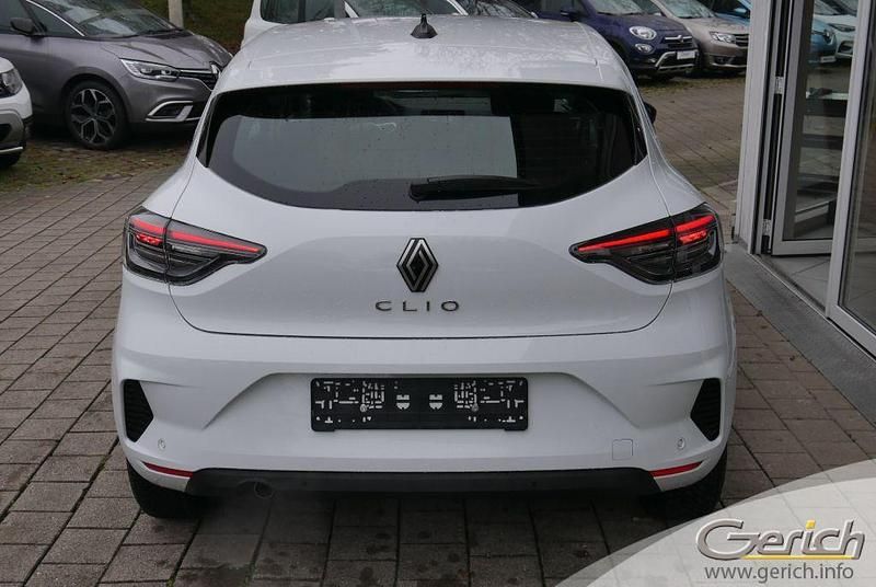 Gebraucht Renault Clio V Evolution 91 PS (66 kW) 2024 Arktisweiß Kleinwagen