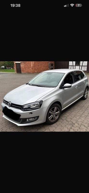 Silber Gebraucht 2014 VW Polo Kleinwagen | 5.100 € (Fairer Preis) - Bild 1/4