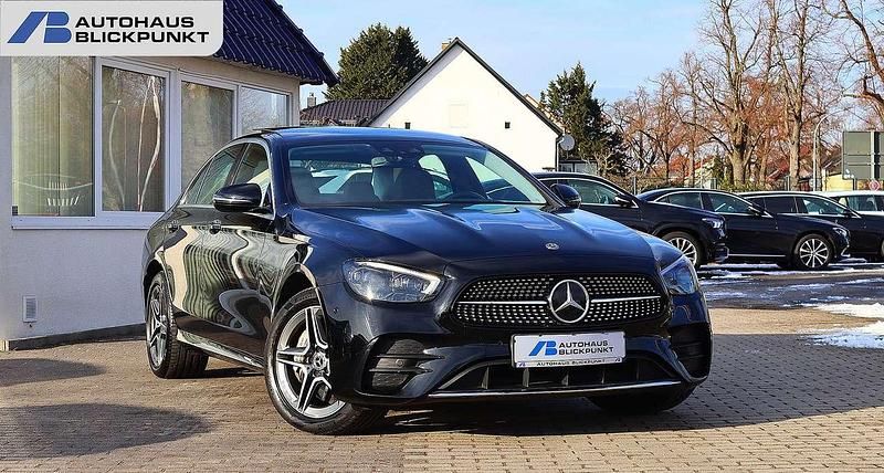Gebraucht Mercedes E300 AMG 306 PS (225 kW) 2021 Obsidianschwarz (metallic) Limousine