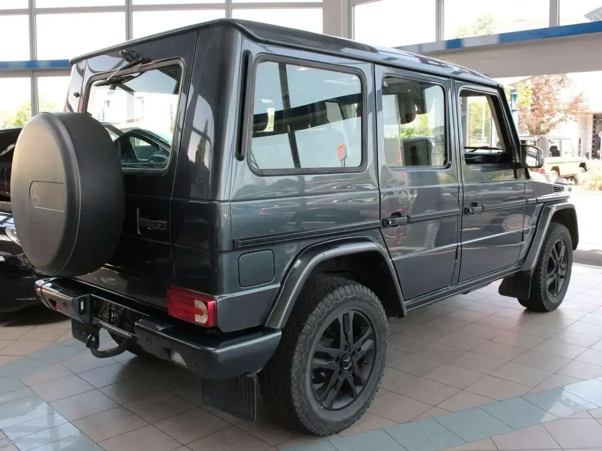 Gebraucht Mercedes G350 211 PS (155 kW) 2014 Tenoritgrau metallic SUV