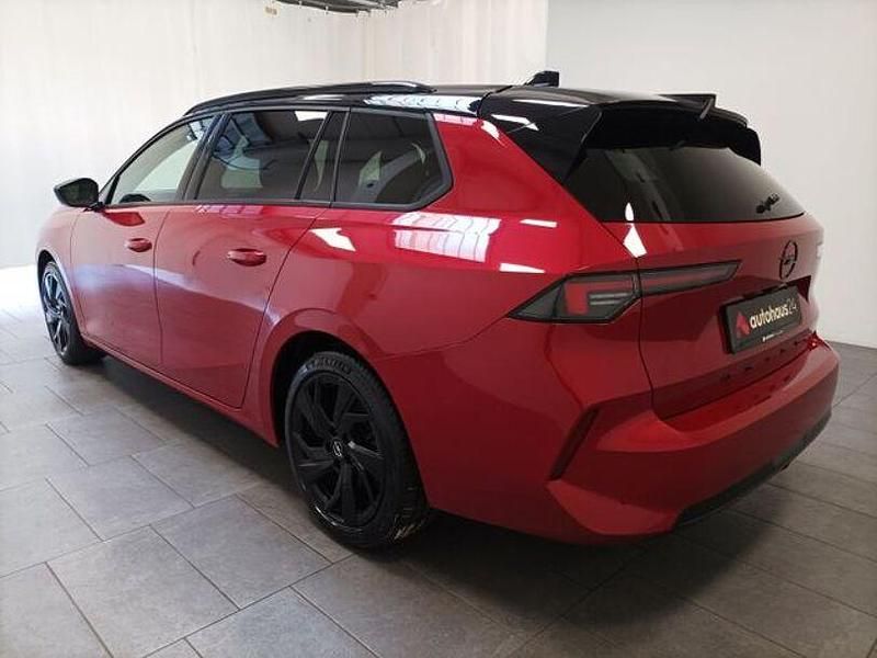Gebraucht Opel Astra 131 PS (96 kW) 2024 Rot Limousine