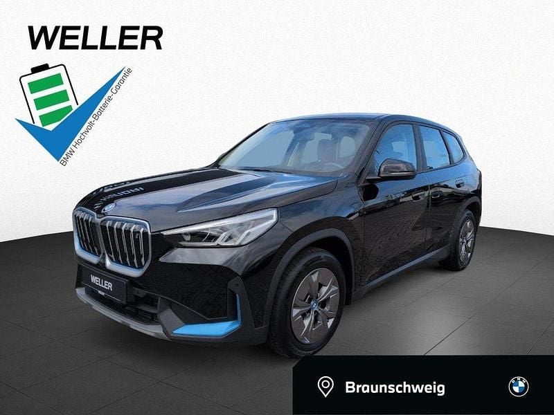 Gebraucht BMW iX1 Performance 225 kW (306 PS) 2023 Schwarz ii (schwarz) SUV