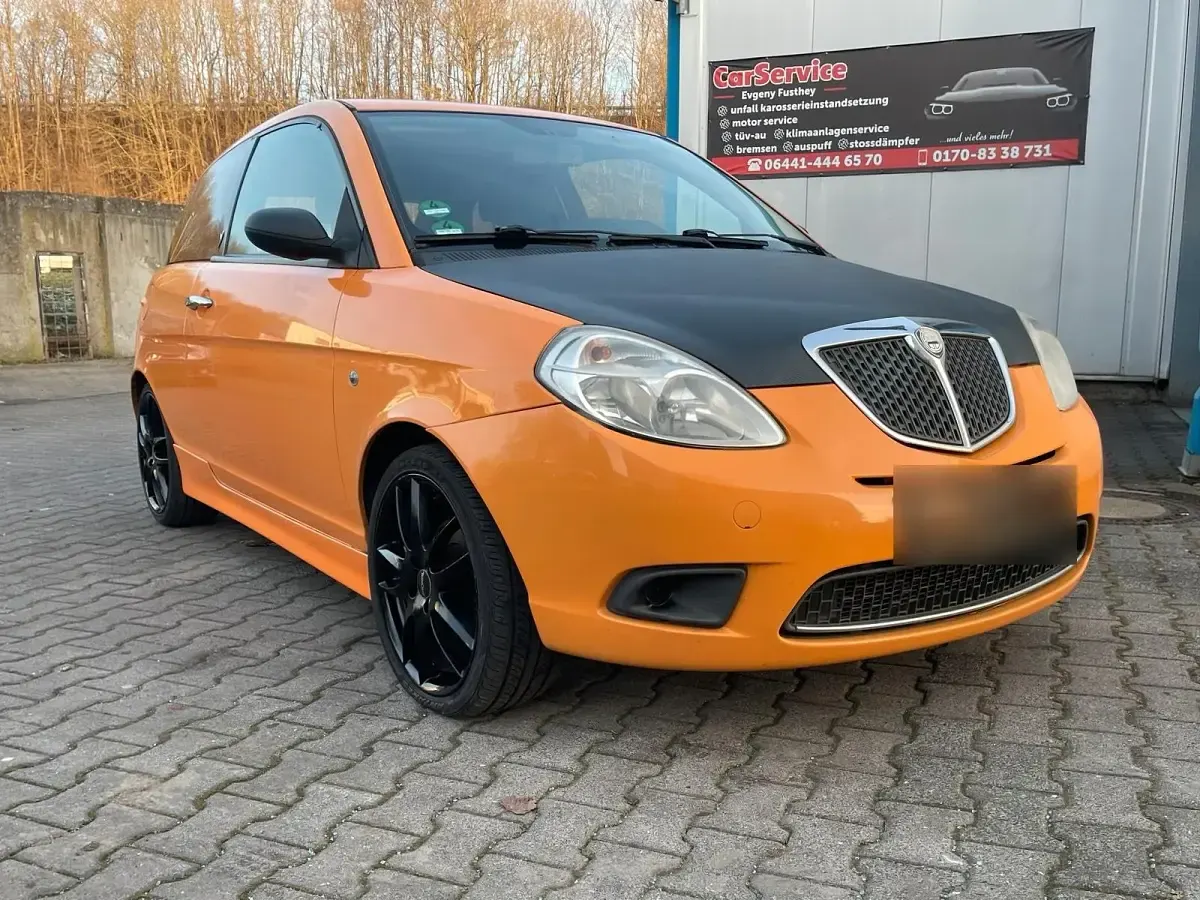 Second-hand Lancia Ypsilon 95 CP (69 kW) 2007 Portocaliu Hatchback