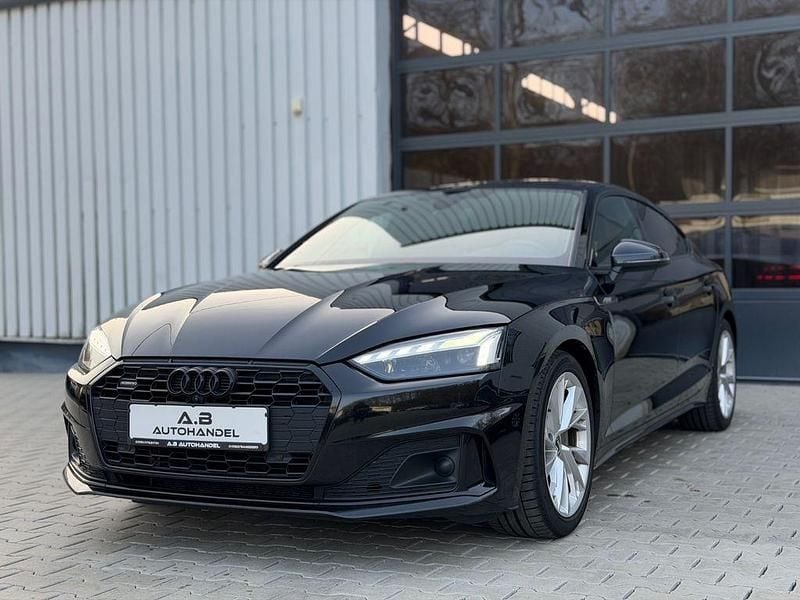 Gebraucht Audi A5 Sportback Sport 204 PS (150 kW) 2023 Schwarz Kleinwagen