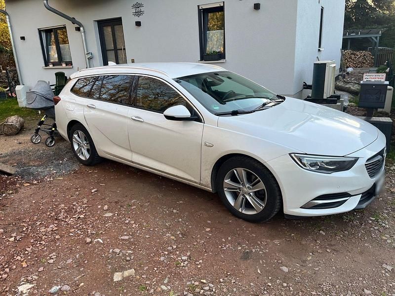 Gebraucht Opel Insignia Innovation 170 PS (125 kW) 2017 Weiß Kombi