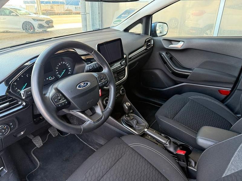 Gebraucht Ford Fiesta Titanium 101 PS (74 kW) 2023 Blau Kleinwagen