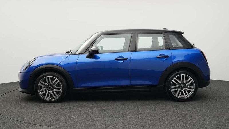 Gebraucht Mini Cooper Classic 156 PS (114 kW) 2024 Blau Kleinwagen