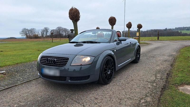 Gebraucht Audi TT Roadster 179 PS (131 kW) 2000 Grau Cabrio