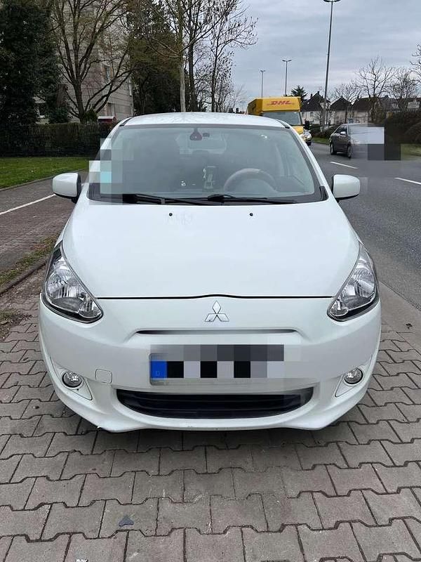 Gebraucht Mitsubishi Space Star Top 80 PS (58 kW) 2014 Weiß Van / Kleinbus