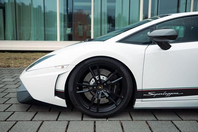 Gebraucht Lamborghini Gallardo 570 PS (419 kW) 2011 Weiß Coupé