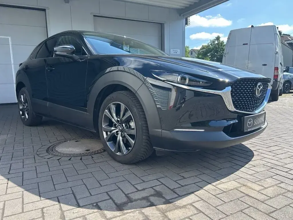 Second-hand Mazda CX-30 Selection 186 CP (136 kW) 2022 Negru SUV