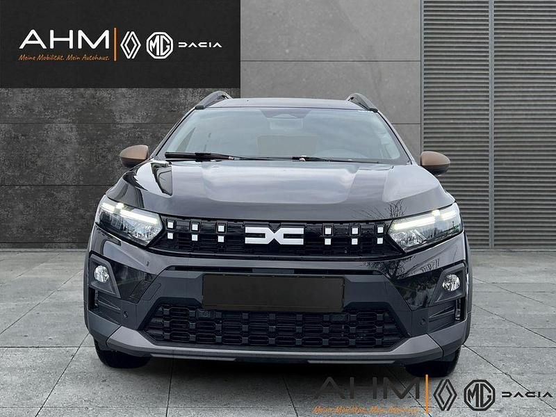 Neu Dacia Jogger Extreme 141 PS (103 kW) 2026 Schwarz Van / Kleinbus